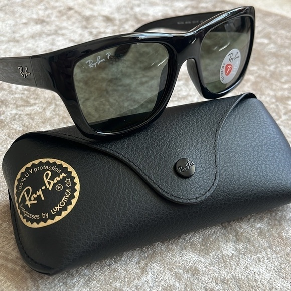 Brand New Ray-Ban Polarized Square Sunglasses Polished Black Frame Green Lens main image 10